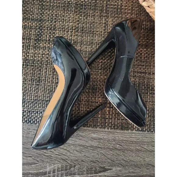 Cole Haan Nike Air Black Chelsea OT Patent Leather Peep Toe Pump - Picture 5 of 9